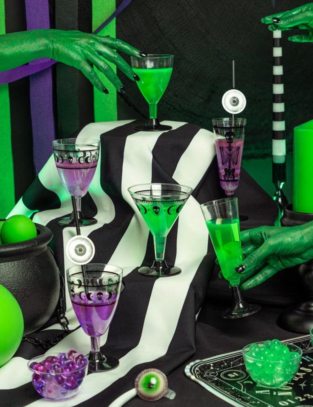 04654_2|745f05b01457f73658b795e7a87df403