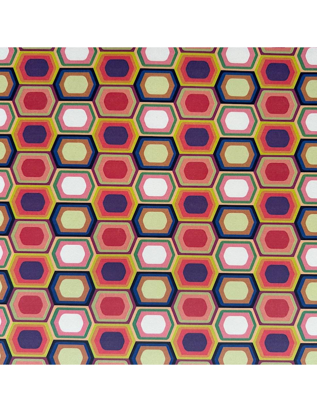 07021_1|92bf61c2eb3cad4773e565a4bff94e3e