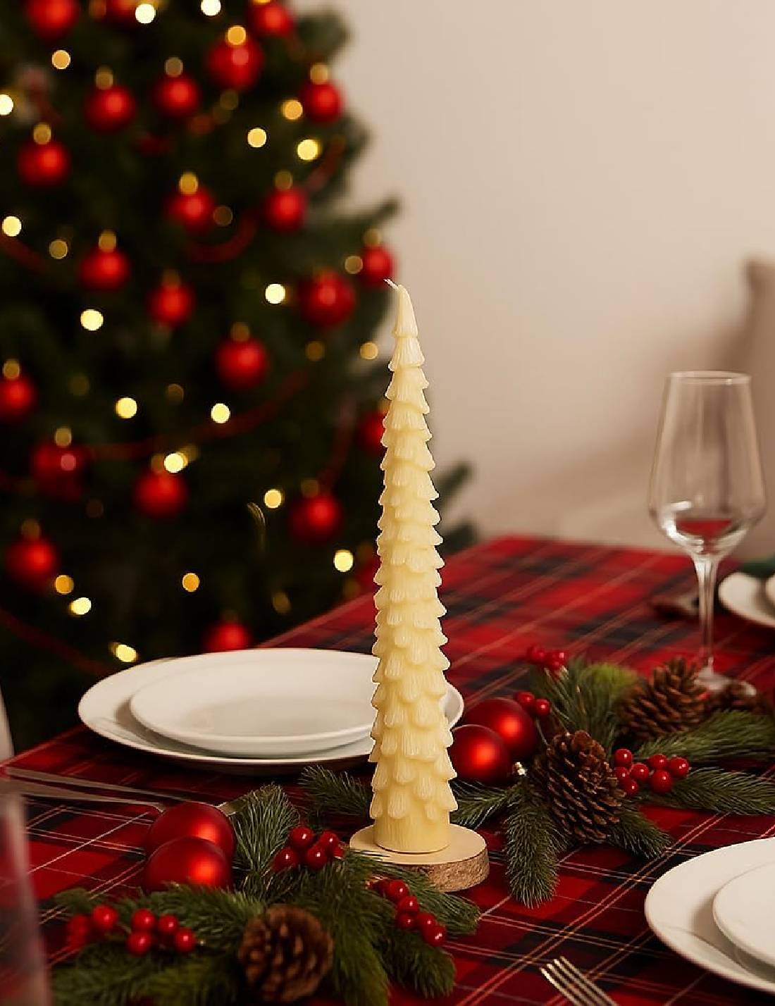 Set 2 Candele Natalizie In Paraffina Albero Di Natale Bianco 25cm