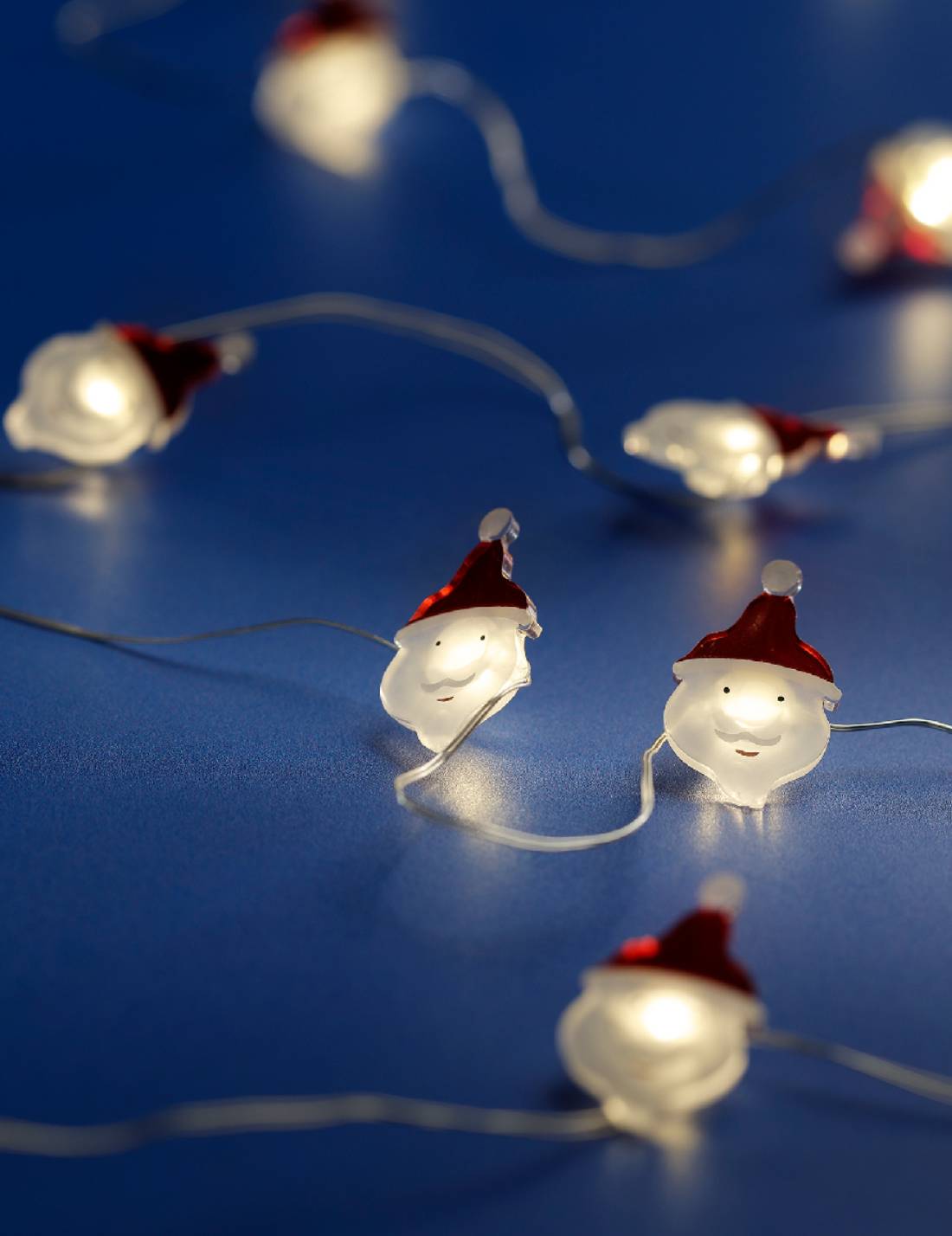 Serie Di Luci Natale Figure Natalizie 20 LED Bianco Caldo L190cm Prodotto Assortito