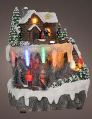 Carillon Villaggio Di Natale Baita In Legno In Montagna Con LED 18cm