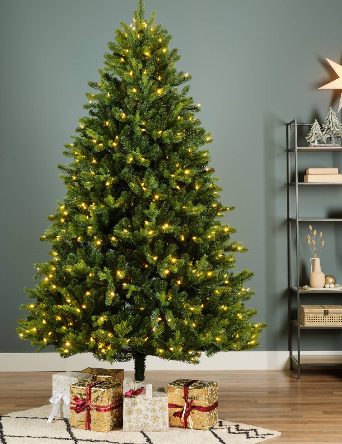 Albero Di Natale Pino Freiburg 460 LED h180cm