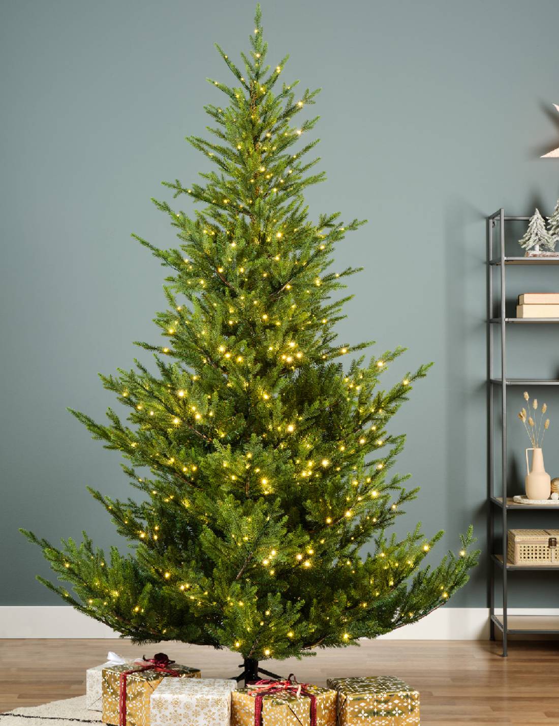 Albero Di Natale Pino Norway 1100 LED h240cm