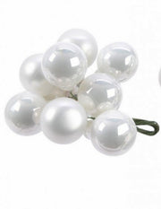 Palline Albero Di Natale In Vetro Bianche 2,5cm Grappolo Da 12pz