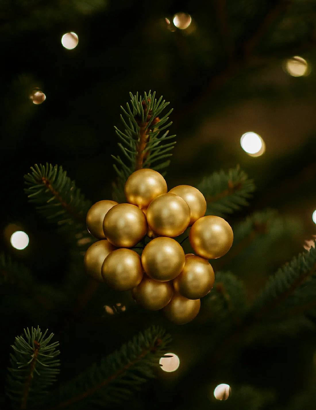 Palline Albero Di Natale In Vetro Grappolo 12pz Oro Opaco 2.5cm