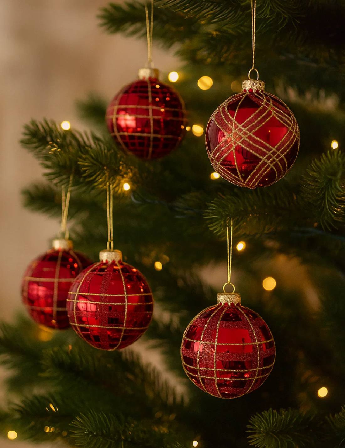 Pallina Albero Di Natale In Vetro Rosso Con Glitter Dorato d8cm