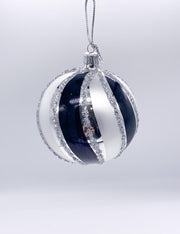 Pallina Albero Di Natale In Vetro Argento E Nera A Strisce Verticali 8cm