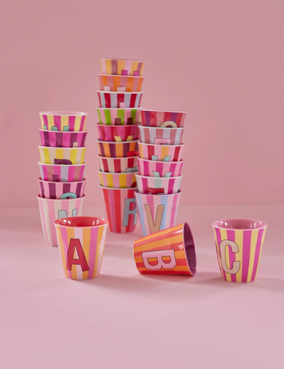 Rice Bicchiere Melamina Lettera N Strisce Rosa