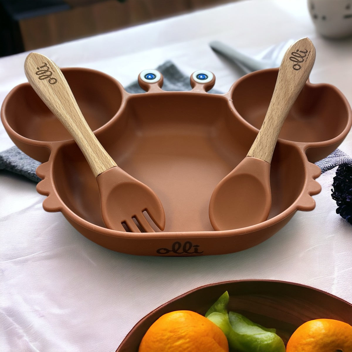 Set Pappa In Silicone Morbido Con Ventosa Granchio Marrone