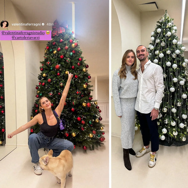 Albero di Natale rosso e oro allestito da Varzi in un'abitazione privata